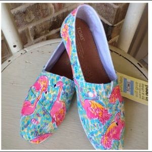 Hand painted Peel and Eat Lilly Pulitzer Toms